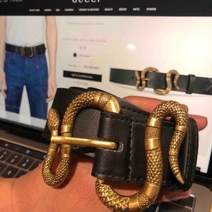 Gucci gold snake belt